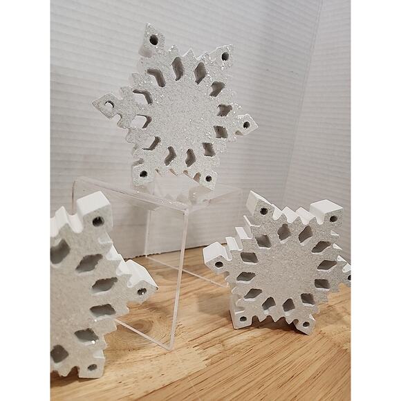 Wooden Snowflake Glitter Decor Farmhouse Winter Snowy Trio 3 Pieces - Picture 3 of 5